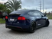 Tesla Model X - Miniatura 2