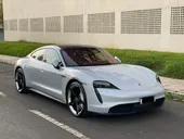 Porsche Taycan - Miniatura 1