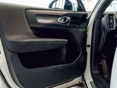Volvo XC40 Recharge - Miniatura 18