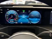 Mercedes Eqc400 - Miniatura 10
