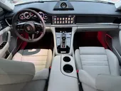 Porsche Panamera 4 E-hybrid - Miniatura 12