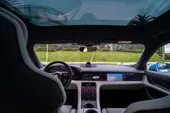Porsche Taycan - Miniatura 5