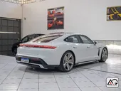Porsche Taycan - Miniatura 2