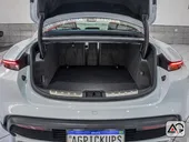 Porsche Taycan - Miniatura 15