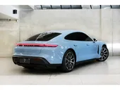 Porsche Taycan - Miniatura 2