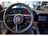 Porsche Taycan - Miniatura 13