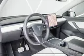 Tesla Model Y - Miniatura 6