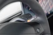 Tesla Model Y - Miniatura 19
