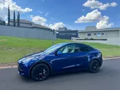 Tesla Model Y - Miniatura 2