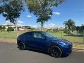 Tesla Model Y - Miniatura 4