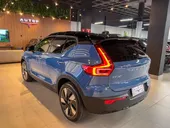 Volvo XC40 Recharge - Miniatura 10