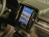 Volvo XC40 Recharge - Miniatura 19