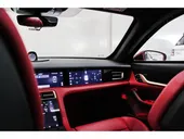 Porsche Taycan - Miniatura 18