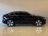 Audi E-tron - Miniatura 3