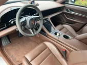 Porsche Taycan - Miniatura 5