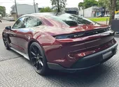 Porsche Taycan - Miniatura 2