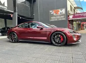 Porsche Taycan - Miniatura 12