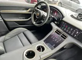 Porsche Taycan - Miniatura 14