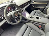 Porsche Taycan - Miniatura 16