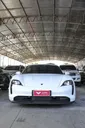 Porsche Taycan - Miniatura 3