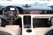 Porsche Taycan - Miniatura 9