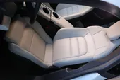 Porsche Taycan - Miniatura 10