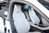 Porsche Taycan - Miniatura 14