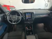 Volvo XC40 Recharge - Miniatura 9