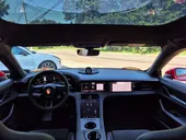 Porsche Taycan - Miniatura 6