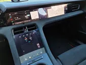 Porsche Taycan - Miniatura 10