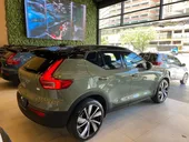 Volvo XC40 Recharge - Miniatura 4