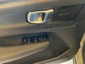 Volvo XC40 Recharge - Miniatura 12