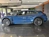 Porsche Taycan - Miniatura 9