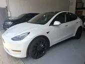 Tesla Model Y - Miniatura 2