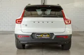 Volvo XC40 Recharge - Miniatura 4