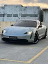 Porsche Taycan - Miniatura 1