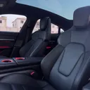 Porsche Taycan - Miniatura 12