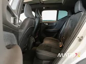 Volvo XC40 Recharge - Miniatura 17