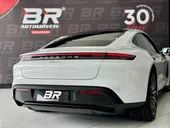 Porsche Taycan - Miniatura 4