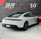 Porsche Taycan - Miniatura 10