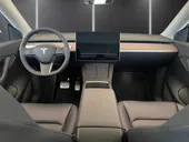 Tesla Model Y - Miniatura 7