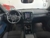 Volvo XC40 Recharge - Miniatura 16