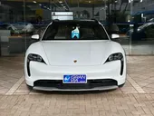 Porsche Taycan - Miniatura 2