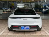 Porsche Taycan - Miniatura 6