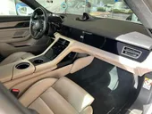 Porsche Taycan - Miniatura 11