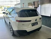 BMW Ix - Miniatura 3