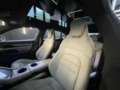 Porsche Taycan - Miniatura 11