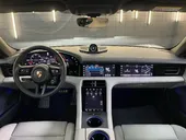 Porsche Taycan - Miniatura 15