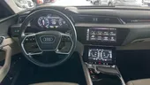 Audi E-tron - Miniatura 18