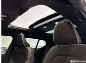 Volvo XC40 Recharge - Miniatura 17